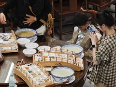 -香麒园·过桥米线·南湖雅宴