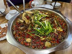 -乡土特色.冷锅鱼.牦牛肉汤锅