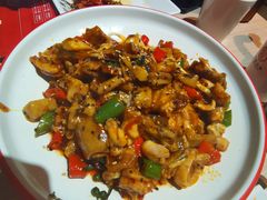 麻辣小炒牛蛙-叶派龙虾•招牌香辣蟹·海鲜(中海国际店)