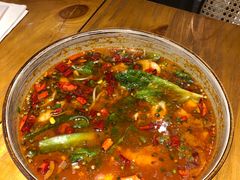 沸腾水煮鱼-十三式重庆江湖菜(金茂览秀城店)