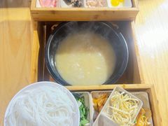 -勺子米线·云南传统小吃市集(四方街店)