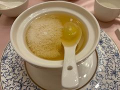 雪绒豆腐炖鸽蛋-江南灶中餐厅(南京香格里拉店)