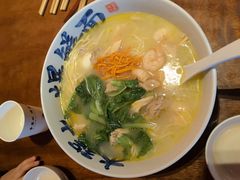 -李犟大爆鳝面·手工蟹黄包(湖滨西湖店)