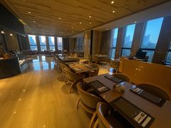 -天津梅江中心皇冠假日酒店