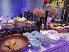 自助调料区-东莞旗峰山酒店及行政公寓·莱斯西餐厅
