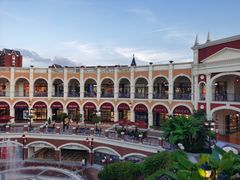 -佛罗伦萨小镇广佛名品奥特莱斯(疏港路店)