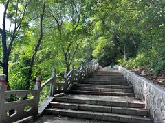 -九鼎铁刹山风景区