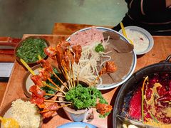 -周小明火锅(黑金冠社区店)