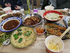 -江城燕子大排档(江汉路步行街店)