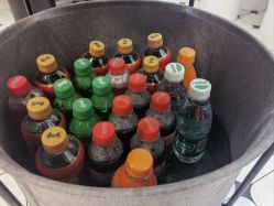 -老男孩男士理容馆·理发·烫染·修面