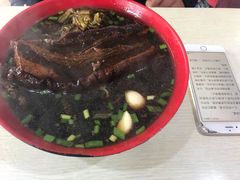 -小龙大肉面馆