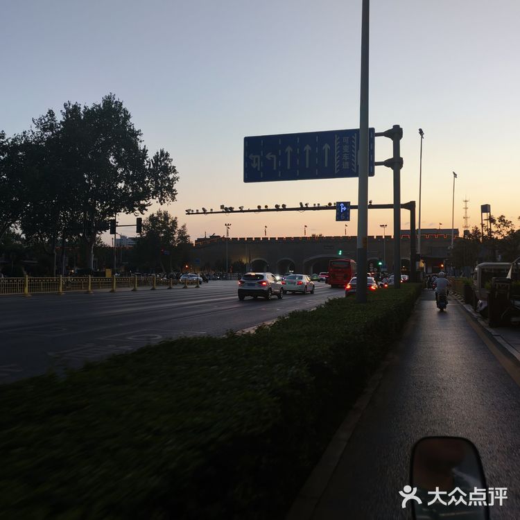 美景美食不负我