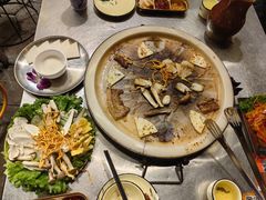-老渔家·白族·石板烧·野生菌火锅(古城中心店)