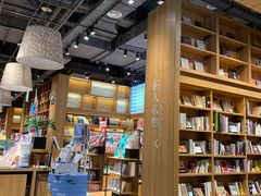-百新书局(尚悦湾店)