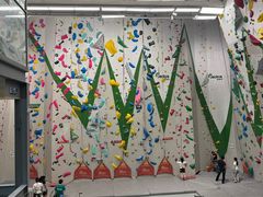 -绿壁虎攀岩基地(Tcar店)