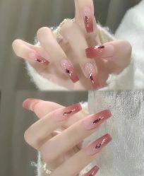 -IDO美甲美睫