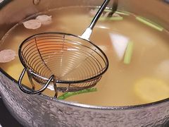 -左庭右院鲜牛肉火锅(浦江欢乐颂店)