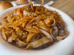 干炒牛河-牡丹国际大酒店-港式茶餐厅