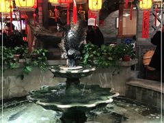 大堂-万里闯关东铁锅炖菜馆(高新旗舰店)