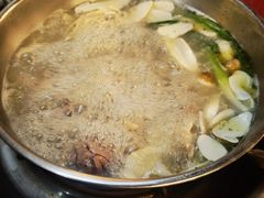 -老石黑山羊毛驴肉火锅(金凯广场店)