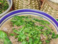 -云阿蛮云南生烫牛肉米线(奉贤路店)