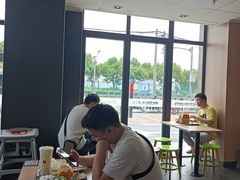 -麦当劳(松江南乐得来速店)