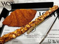 -HOT CRUSH趁热集合·现烤面包(环球港店)