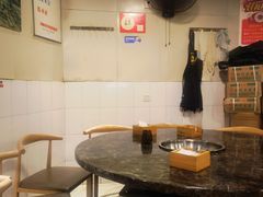-鸿顺老铁锅美蛙鱼府(解放碑店)