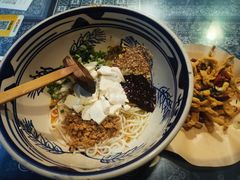 -蜗牛小馆醉乡民谣云南菜(惠新西里店)