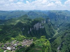 -矮寨·十八洞·德夯大峡谷景区