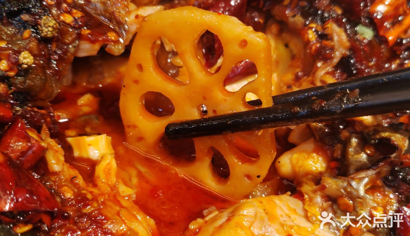 怪味胡豆口味的烤鱼[惊叹]  你试过吗？