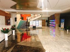 -莱茵体育生活馆