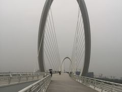 -南京眼步行桥