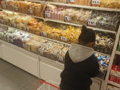 -赵一鸣零食(江苏南京福园街店)