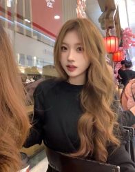 -IU潮牌·SALON