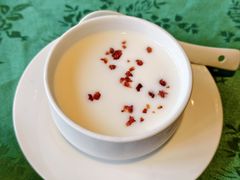 -龙凤荟·传统粤菜点心(新天地店)