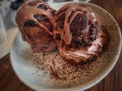 -ROAST coffee & eatery