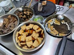 -松树干拌面店