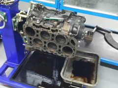 保时捷大修-博睿通达汽车修理站