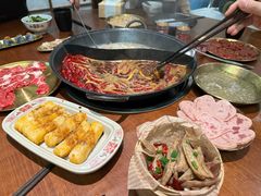 -扎起市井老火锅(乐山总店)