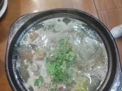 -三鞭一花·独一处·元英砂锅(海光寺店)