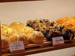 -提亚烘焙·手作面包·生日蛋糕(七星店)