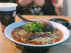 招牌红烧半筋牛肉面-厝内小眷村(天河南一路店)