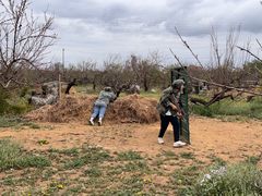 -亲兄弟真人CS团建拓展基地