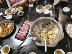 -牛一煲美食(江高店)