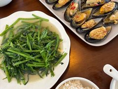 蒜泥空心菜-魚當家