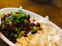 锅巴牦牛肉-小厨子私房菜·云南美食店