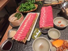 -三出山火锅(万象天地店)