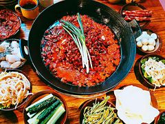 -周幺妹重庆老火锅(银泰城总店)