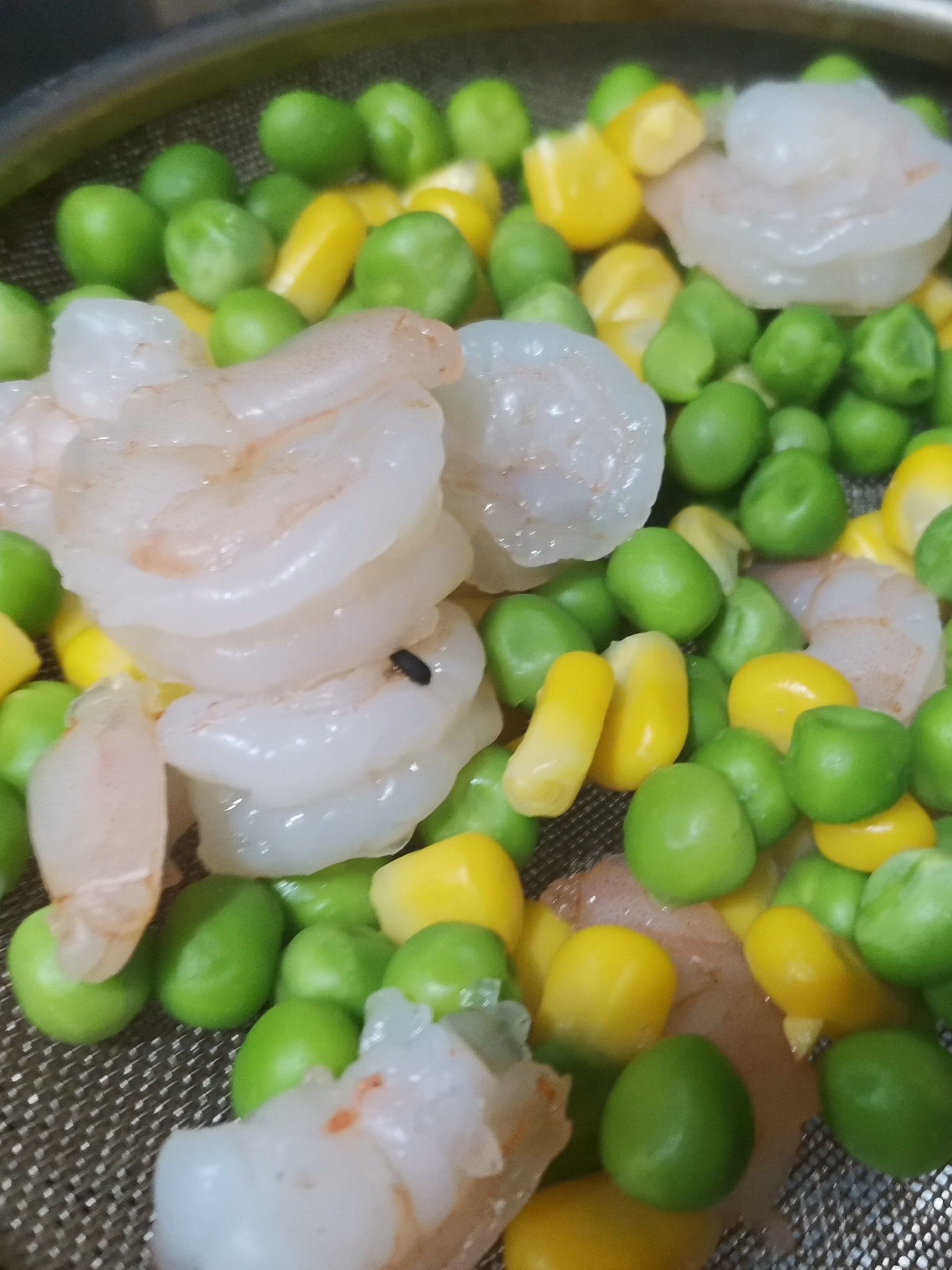 早餐蛋炒米配大虾仁(ﾉ≧∀≦)ﾉ🦐